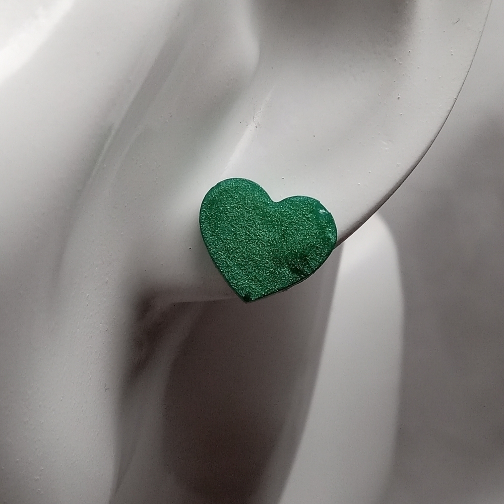 5/$25 Elegant Green Heart Stud Earrings